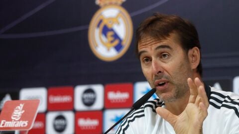 Julen Lopetegui en rueda de prensa
