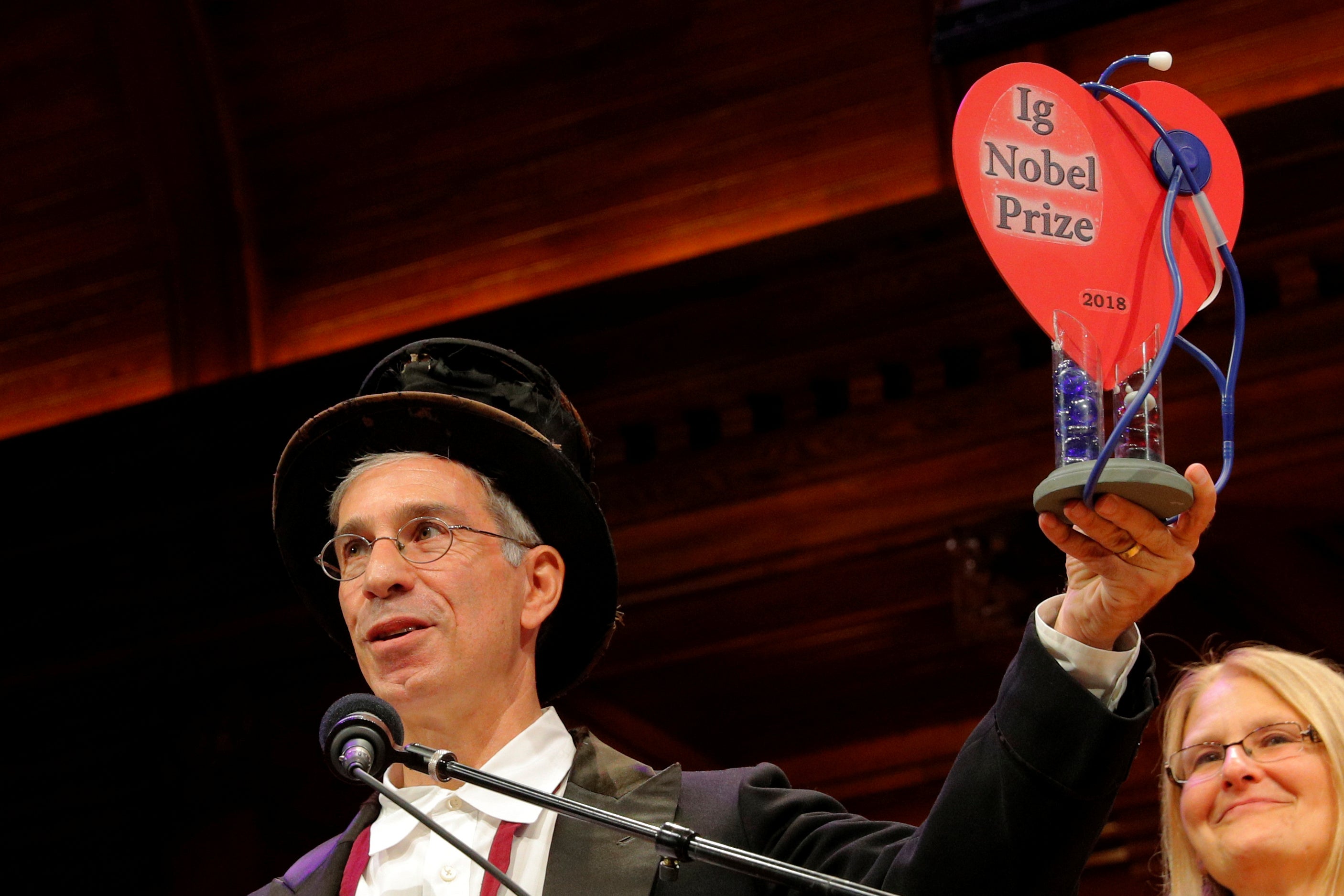 Fronteras del futuro: Los Premios Ig-Nobel Fronteras del futuro: Los Premios Ig-Nobel