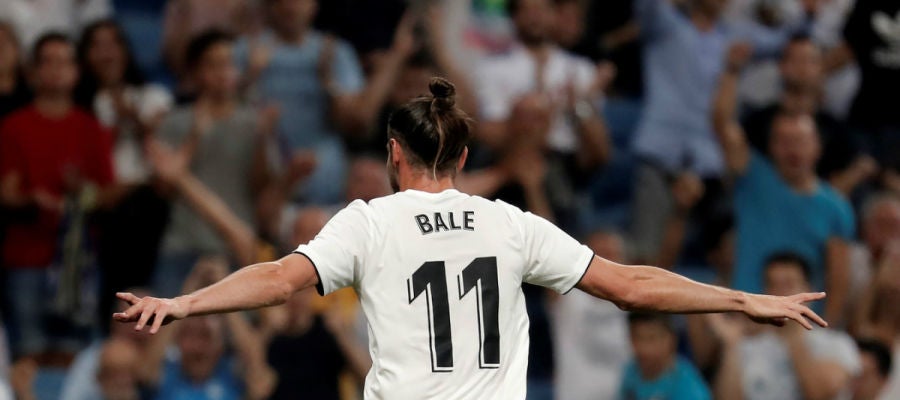 Bale celebra un gol Bale celebra un gol