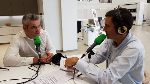 El gerente de la tienda nos abre las puertas de Porcelanosa en Santander