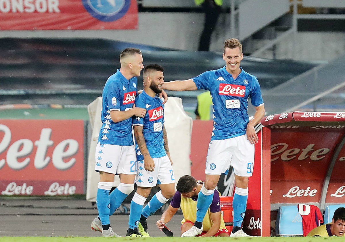 El Nápoles vuelve a la senda de la victoria tras derrotar por la mínima a la Fiorentina El Nápoles vuelve a la senda de la victoria tras derrotar por la mínima a la Fiorentina