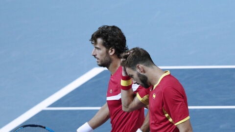 Feliciano L&oacute;pez y Marcel Granollers, durante el partido de dobles