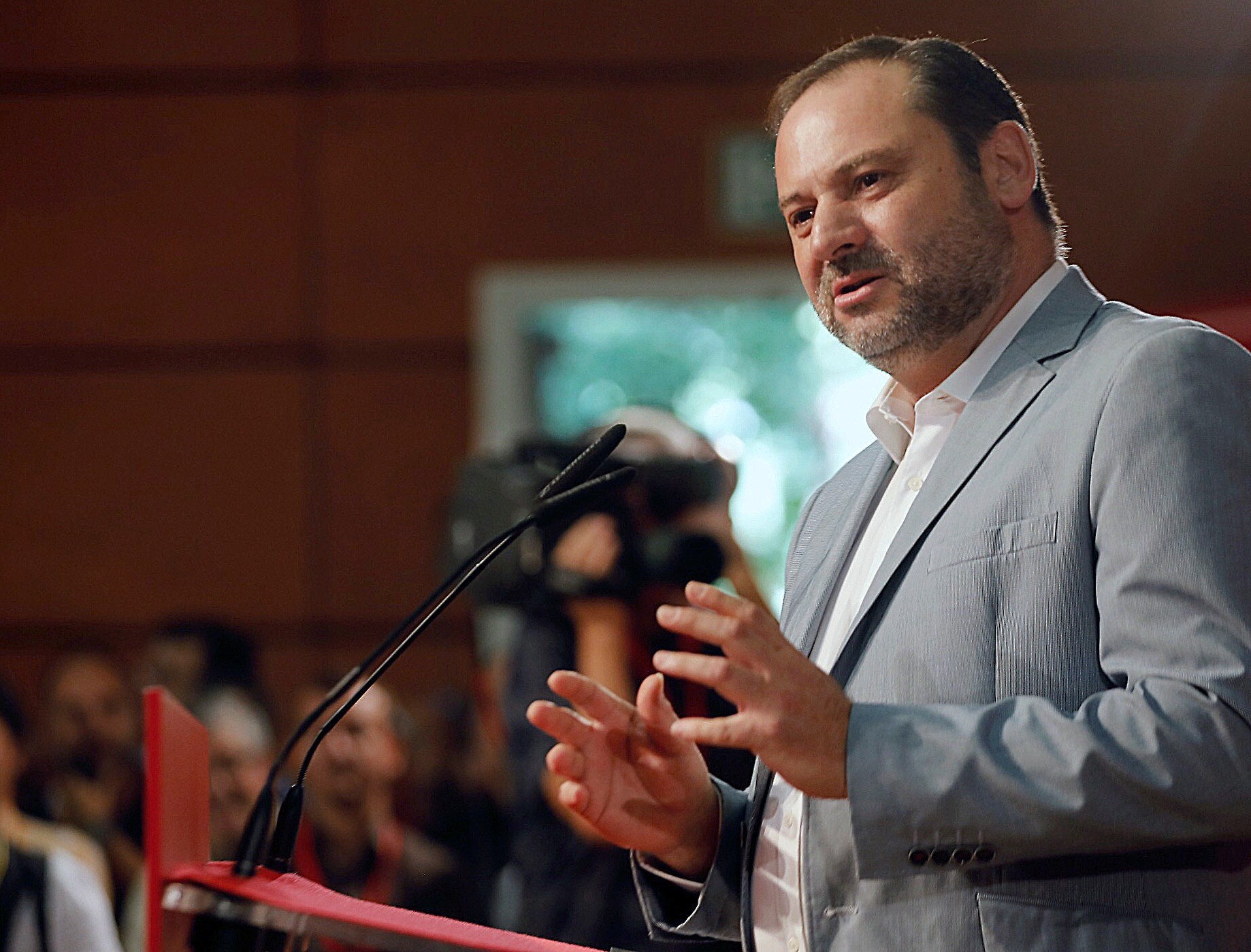 Ábalos no cree que se equivocase relativizando las palabras de Torra porque quiso pacificar en lugar de tensionar Ábalos no cree que se equivocase relativizando las palabras de Torra porque quiso pacificar en lugar de tensionar