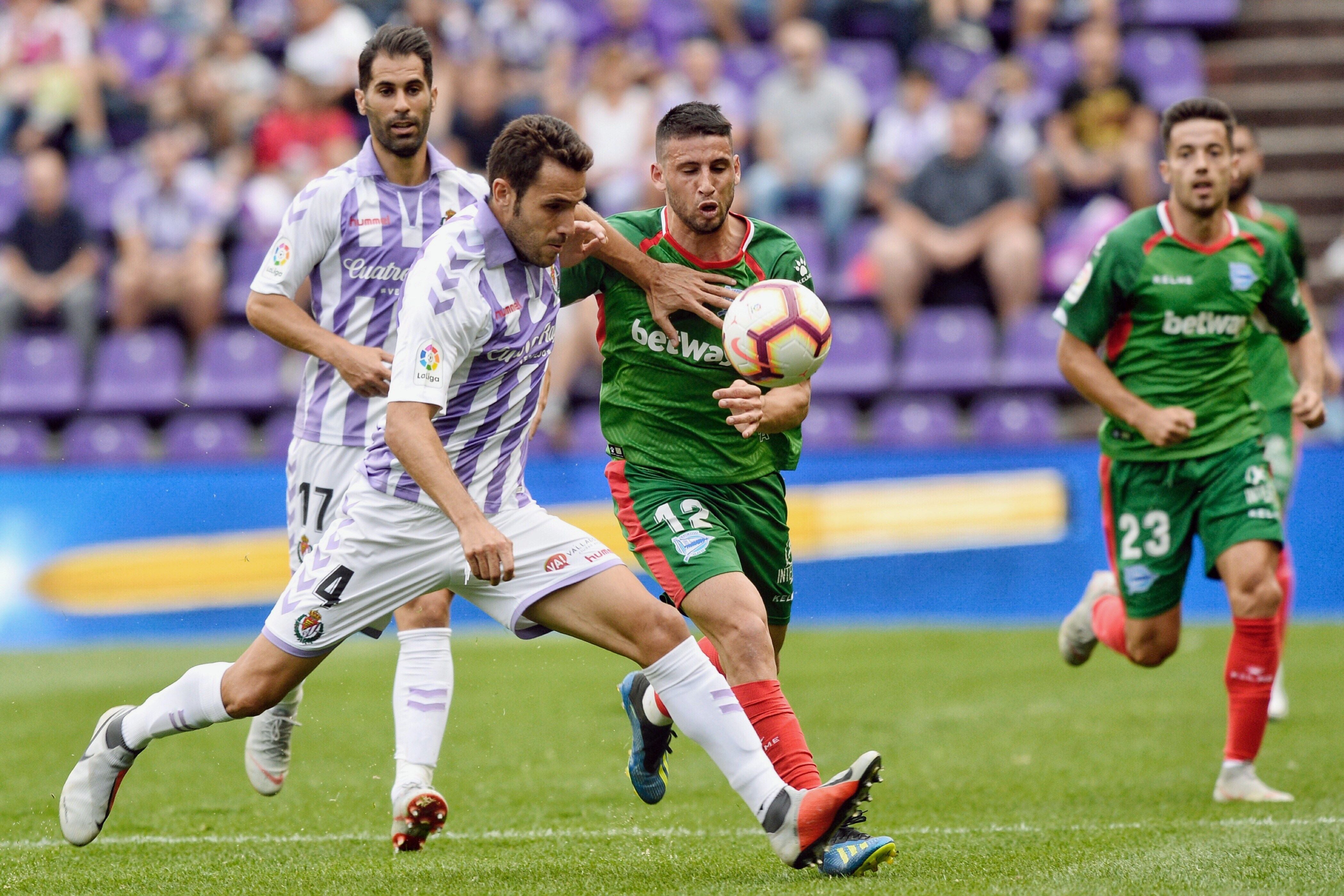 Vuelve a escuchar el gol del Valladolid 0 - 1 Alavés en Radioestadio Vuelve a escuchar el gol del Valladolid 0 - 1 Alavés en Radioestadio