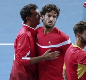 Sergi Bruguera, con Feliciano López y Marcel Granollers Sergi Bruguera, con Feliciano López y Marcel Granollers
