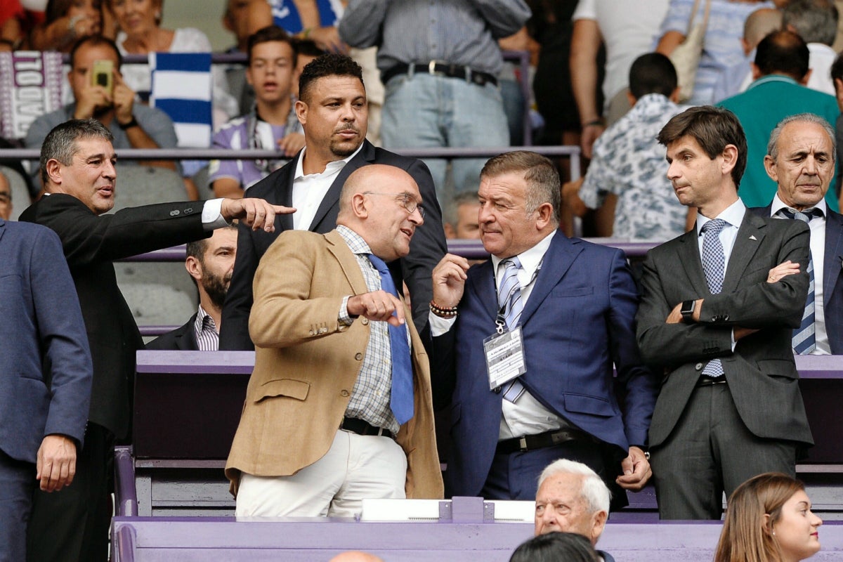 Ronaldo se estrena en el palco del José Zorrilla como propietario del Real Valladolid Ronaldo se estrena en el palco del José Zorrilla como propietario del Real Valladolid
