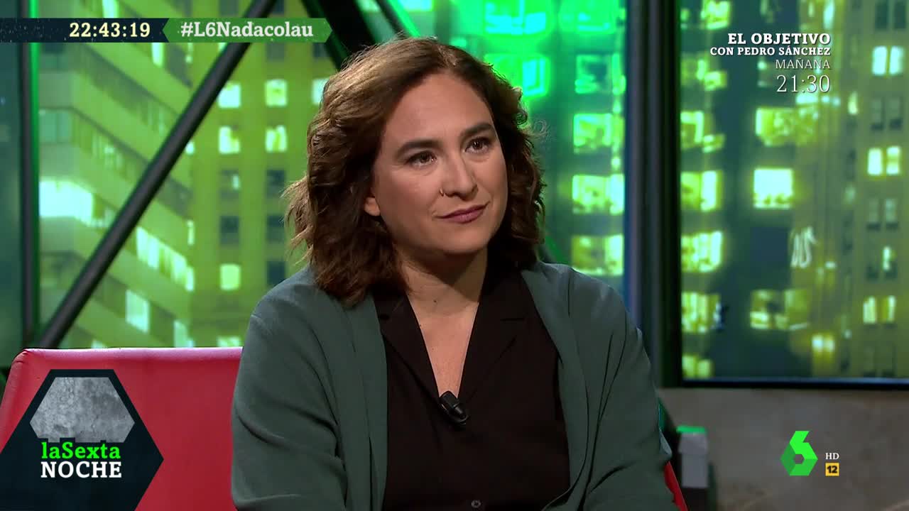 Colau: "Sánchez tiene todo el derecho a defender su honor" Colau: "Sánchez tiene todo el derecho a defender su honor"