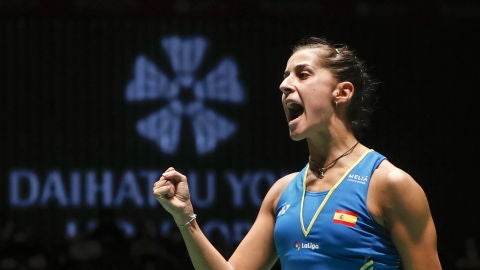 Carolina Mar&iacute;n celebrando la victoria