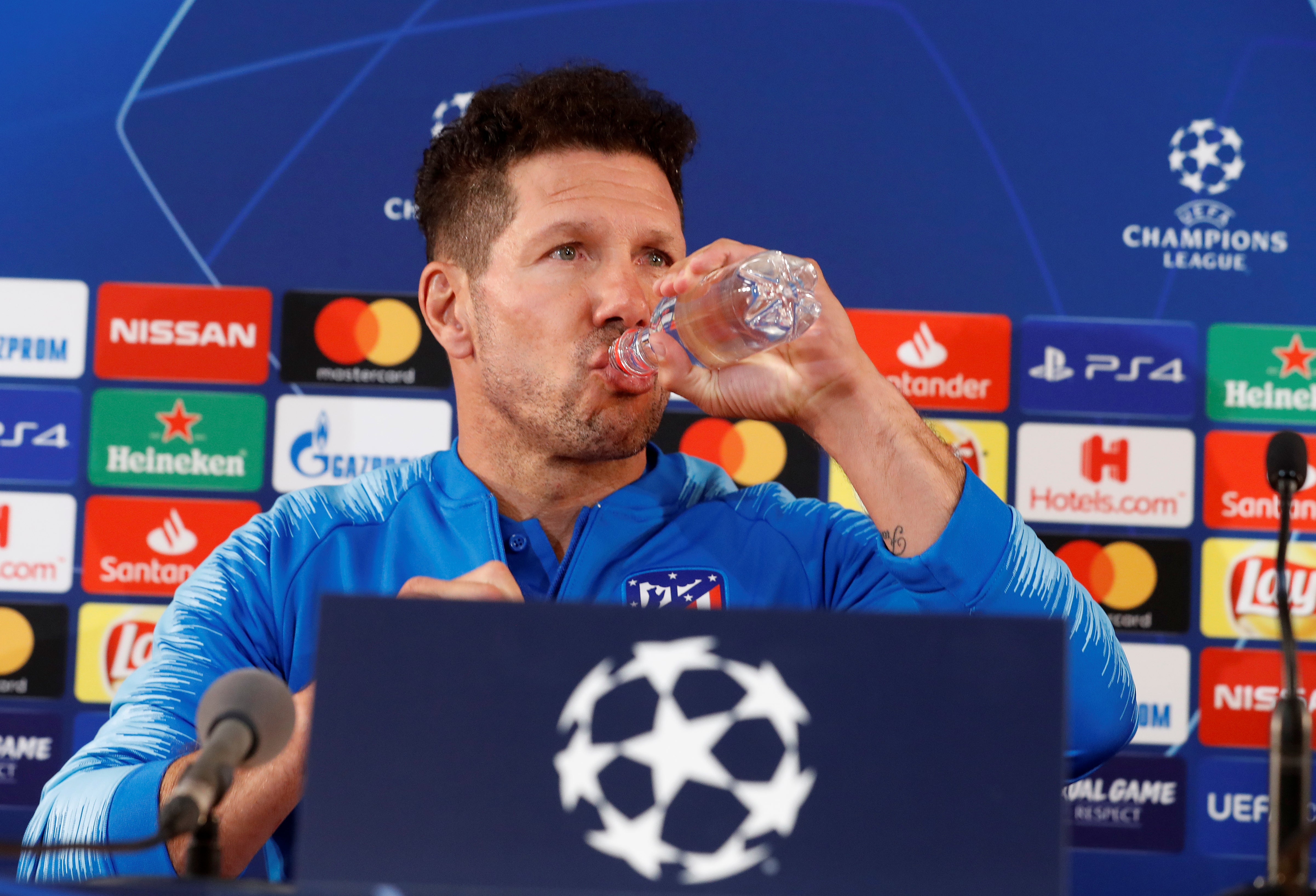 Simeone: "Diego Costa y Griezmann aparecerán en los momentos importantes" Simeone: "Diego Costa y Griezmann aparecerán en los momentos importantes"