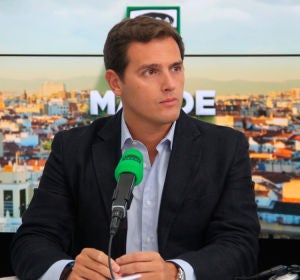 Albert Rivera en los estudios de Onda Cero Albert Rivera en los estudios de Onda Cero