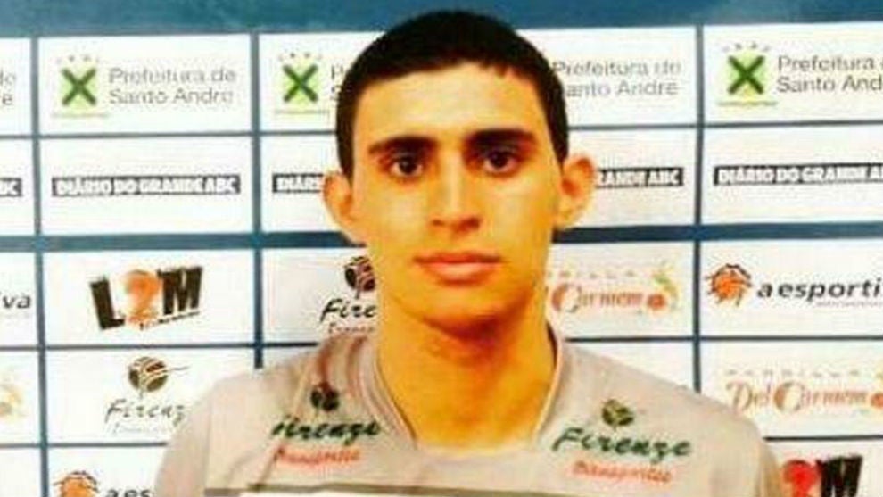 Encuentran muerto en su domicilio al brasileño Vinicius, jugador del Club Voleibol Teruel Encuentran muerto en su domicilio al brasileño Vinicius, jugador del Club Voleibol Teruel