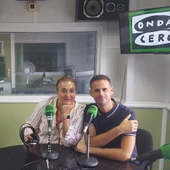 Concha Montes y Julio Rodríguez en el estudio central de Onda Cero Marbella Concha Montes y Julio Rodríguez en el estudio central de Onda Cero Marbella