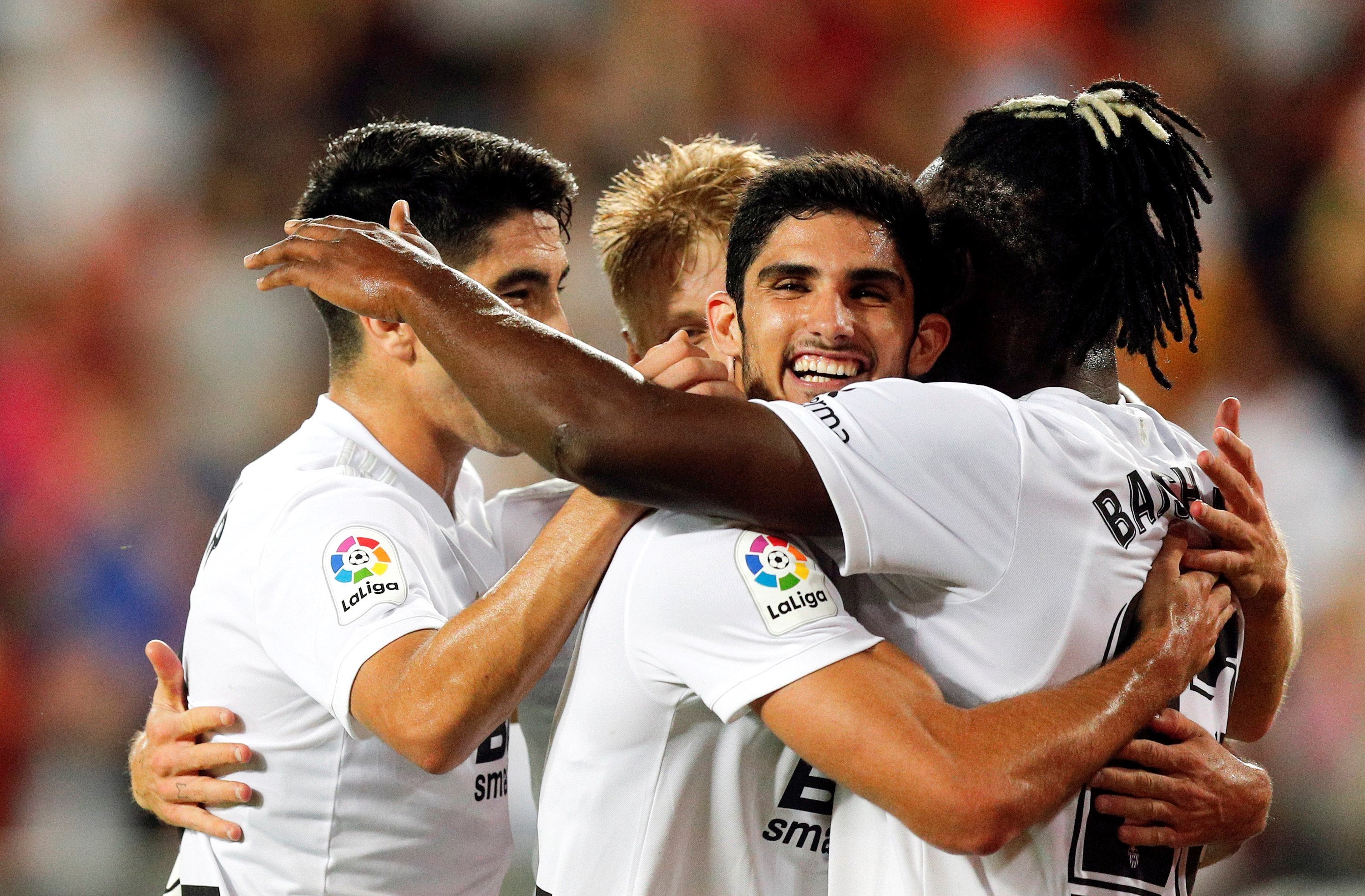 El Valencia necesitó siete partidos en casa para vivir su primera victoria El Valencia necesitó siete partidos en casa para vivir su primera victoria