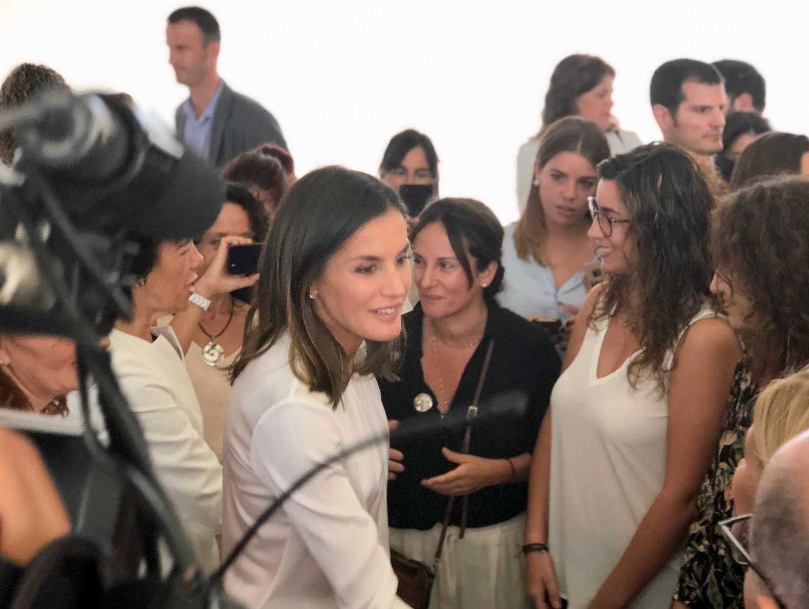 La Reina Letizia inaugura el curso de FP en Son Llebre, que empieza a funcionar como Centro de Referencia Nacional La Reina Letizia inaugura el curso de FP en Son Llebre, que empieza a funcionar como Centro de Referencia Nacional