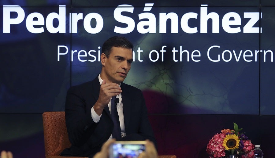 Sánchez afirma que si se prioriza conflicto a la cooperación, "vamos a ir a elecciones y se acabará la legislatura" Sánchez afirma que si se prioriza conflicto a la cooperación, "vamos a ir a elecciones y se acabará la legislatura"