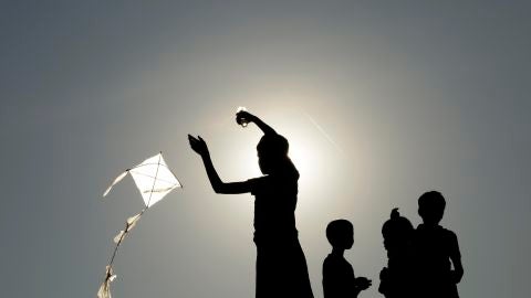 Imagen de archivo de un grupo de ni&ntilde;os jugando
