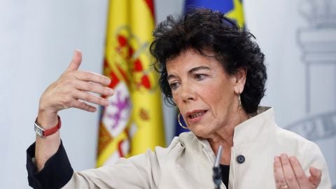 La ministra portavoz Isabel Cela&aacute;