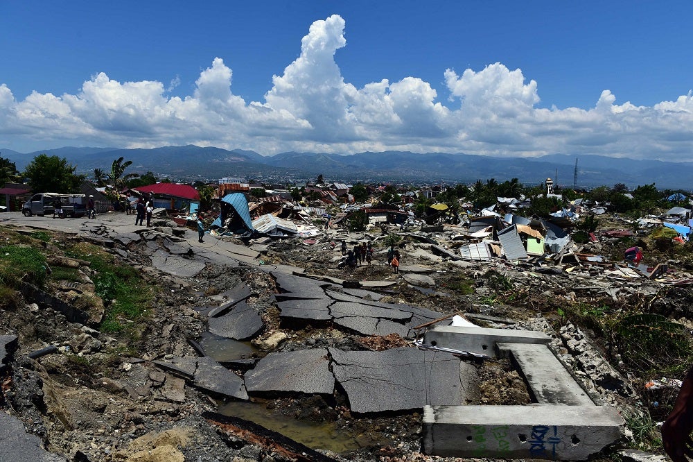 Evacuado un español que estaba en las islas Célebes cuando ocurrió el tsunami de Indonesia Evacuado un español que estaba en las islas Célebes cuando ocurrió el tsunami de Indonesia