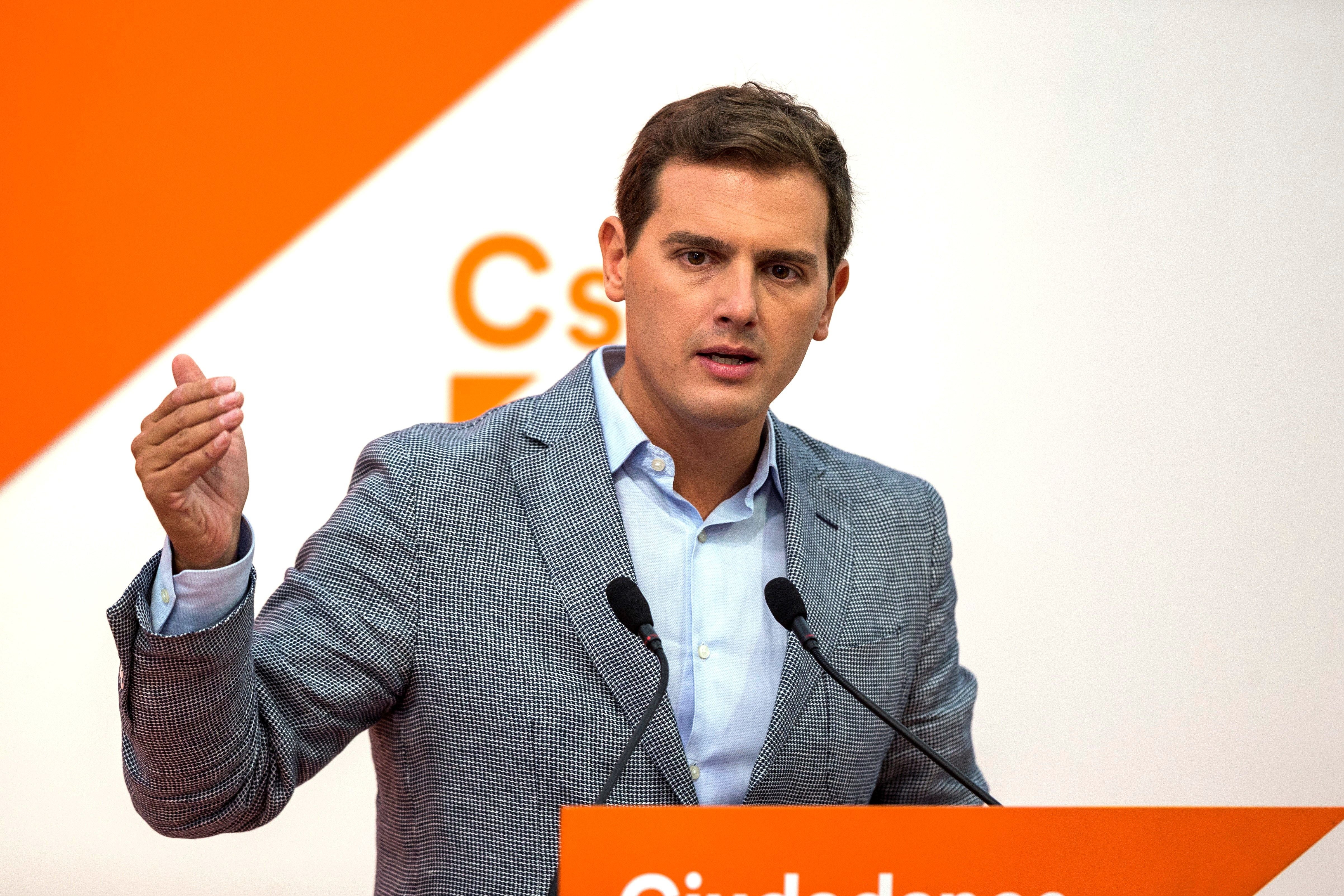 Maldita hemeroteca: Ciudadanos pedía en 2008 un salario mínimo de 1032,7 euros Maldita hemeroteca: Ciudadanos pedía en 2008 un salario mínimo de 1032,7 euros