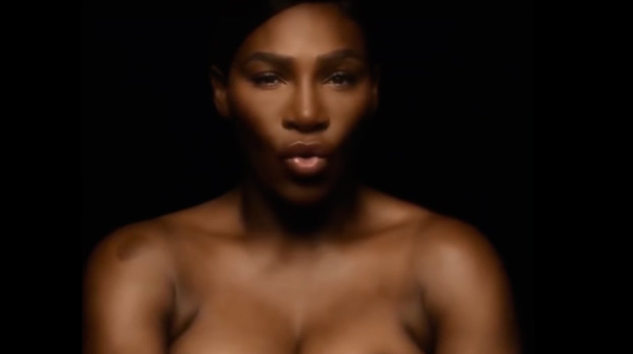Serena Williams interpreta desnuda la canción 'I touch myself' en una campaña contra el cáncer de mama Serena Williams interpreta desnuda la canción 'I touch myself' en una campaña contra el cáncer de mama
