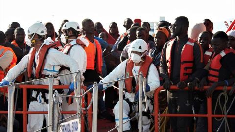Decenas de inmigrantes rescatados