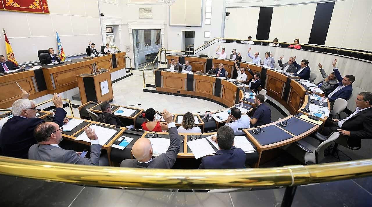 La Comisión Provincial del Agua pide agilidad al Ministerio de Agricultura para la firma del convenio del trasvase Júcar-Vinalopó La Comisión Provincial del Agua pide agilidad al Ministerio de Agricultura para la firma del convenio del trasvase Júcar-Vinalopó