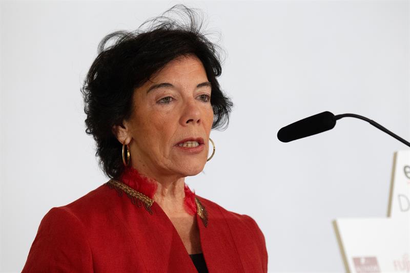 Educación tendrá listo un proyecto de ley para reformar la Lomce a finales de año Educación tendrá listo un proyecto de ley para reformar la Lomce a finales de año