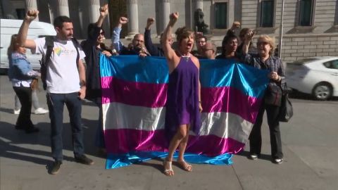 Un grupo de transexuales inicia una huelga de hambre: "Si no hay fecha para la Ley Trans, habr&aacute; furia trans" 