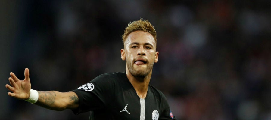 Neymar celebra un gol con el PSG Neymar celebra un gol con el PSG