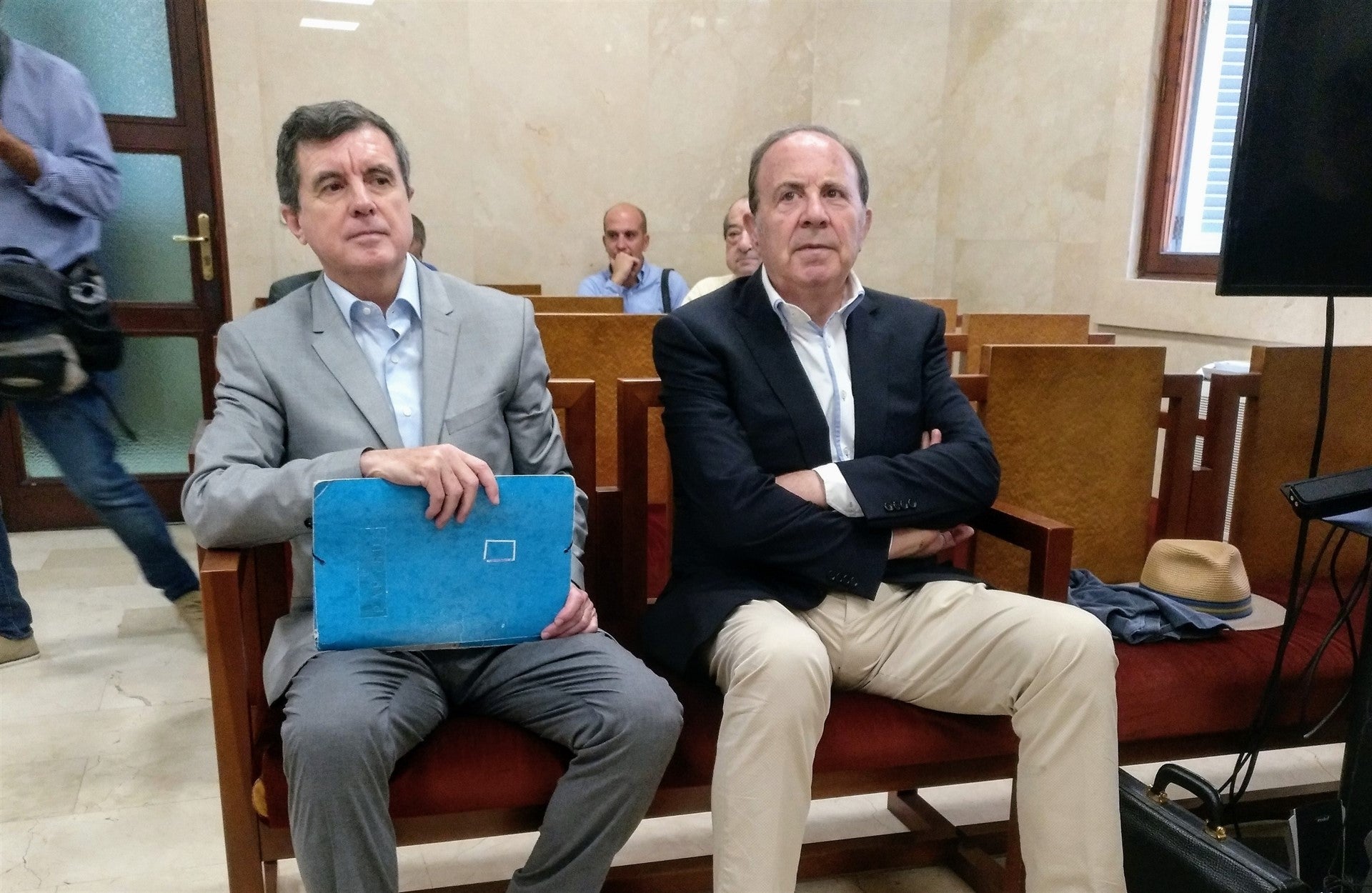 Matas atribuye al PP la decisión de pagar en negro la campaña electoral de 2003 Matas atribuye al PP la decisión de pagar en negro la campaña electoral de 2003