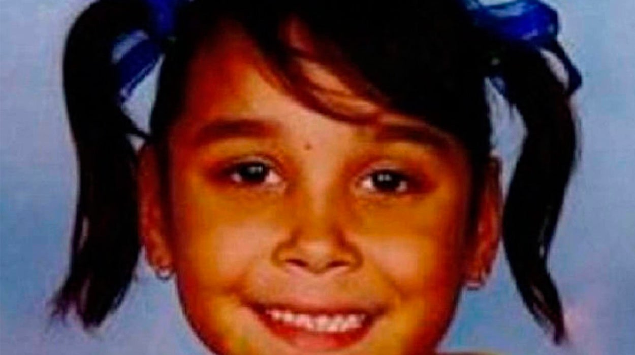 Rescatan Layla Leisha, una niña australiana que fue secuestrada en 2014 por una tribu aborigen Rescatan Layla Leisha, una niña australiana que fue secuestrada en 2014 por una tribu aborigen