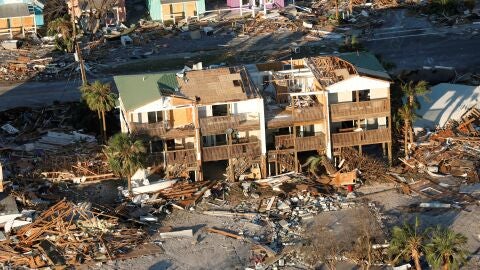 Fotograf&iacute;a a&eacute;rea que muestra el destrozo ocasionado tras el paso del hurac&aacute;n Michael 