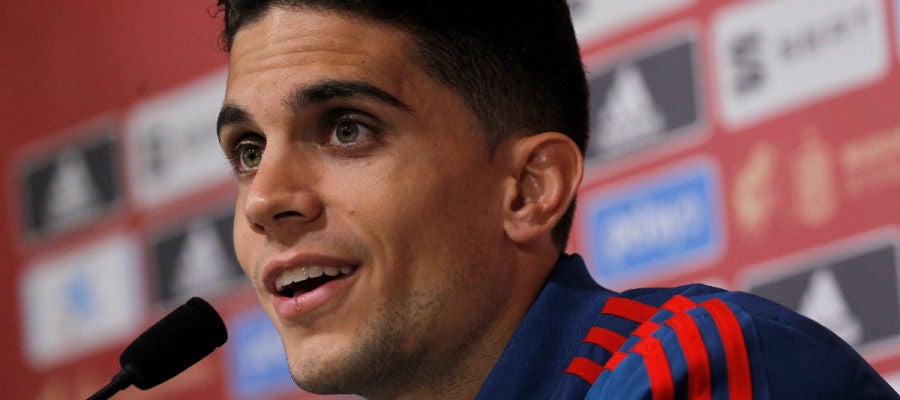 Bartra, en rueda de prensa Bartra, en rueda de prensa