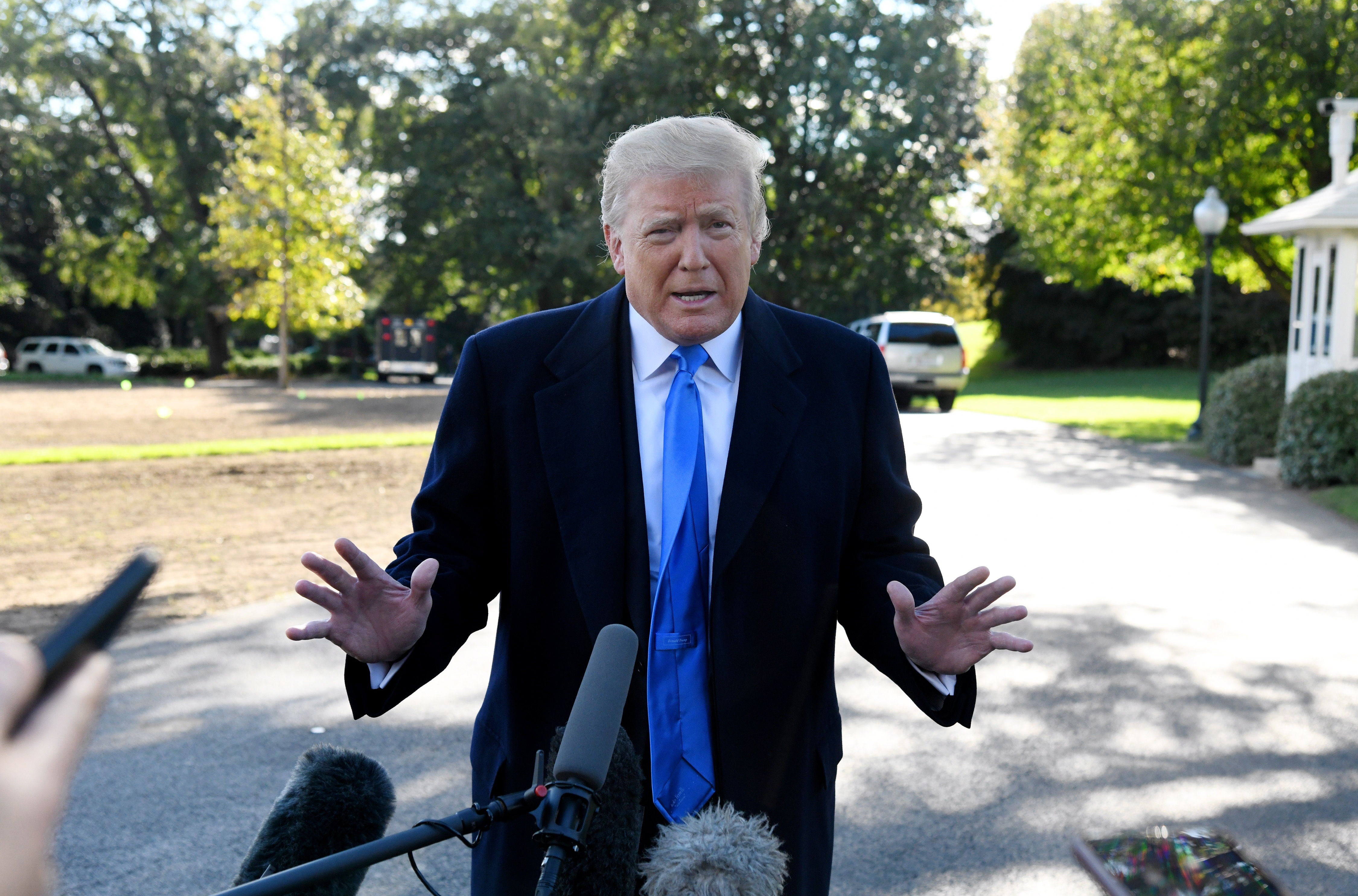 Trump advierte que su Gobierno no aceptará a la caravana de inmigrantes Trump advierte que su Gobierno no aceptará a la caravana de inmigrantes