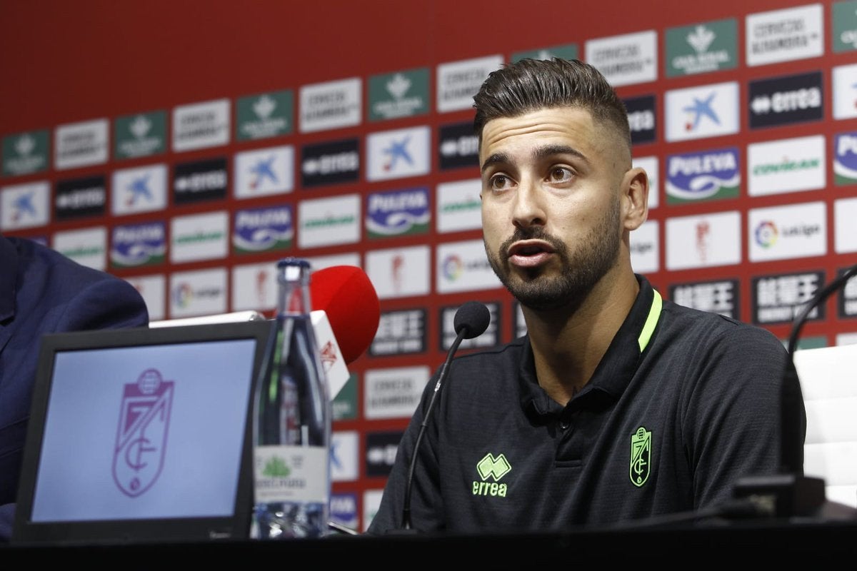 Vadillo, sobre un posible ascenso: "Desde pretemporada vi mimbres, pero esto es largo y duro" Vadillo, sobre un posible ascenso: "Desde pretemporada vi mimbres, pero esto es largo y duro"