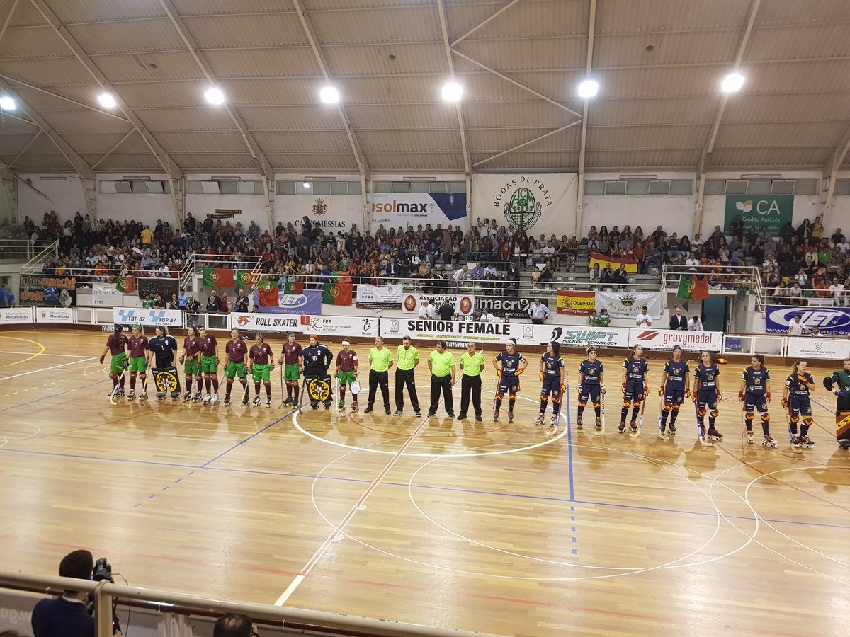 El huracán Leslie obligó a suspender la final de hockey patines cuando España ganaba 2-3 a Portugal El huracán Leslie obligó a suspender la final de hockey patines cuando España ganaba 2-3 a Portugal