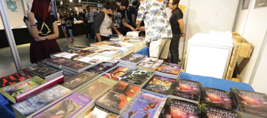 Feria del cómic en la Institución Ferial Alicantina Feria del cómic en la Institución Ferial Alicantina