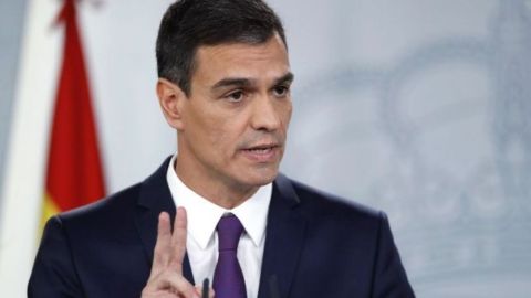 laSexta Noticias (16-10-18) Pedro S&aacute;nchez tacha de "deslealtad" el viaje de Pablo Casado a Bruselas para criticar los PGE espa&ntilde;oles