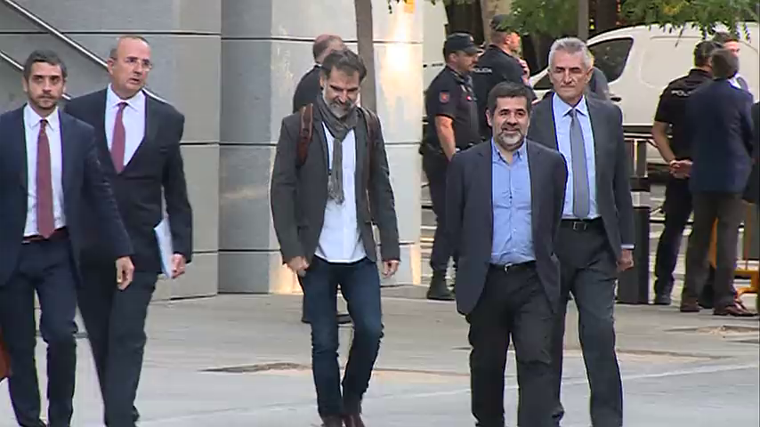 ¿Qué diferencia existe entre el delito de rebelión y sedición? ¿Qué diferencia existe entre el delito de rebelión y sedición?