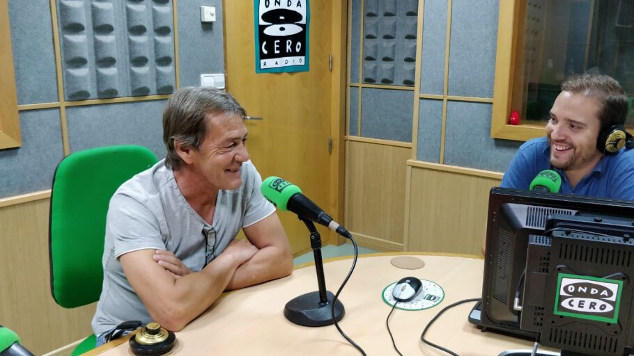 Hoy Jos&eacute; Antonio Rivas cuenta en los estudios con el m&iacute;tico jugador Pepe Mej&iacute;as, quien nos habla de su trayectoria deportiva.