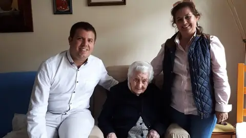 La mujer más longeva de Granada Carmen García cumple 104 años