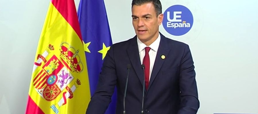 Sánchez advierte a Iglesias sobre los Presupuestos: "La negociación en nombre del Gobierno, la hace el Gobierno" Sánchez advierte a Iglesias sobre los Presupuestos: "La negociación en nombre del Gobierno, la hace el Gobierno"
