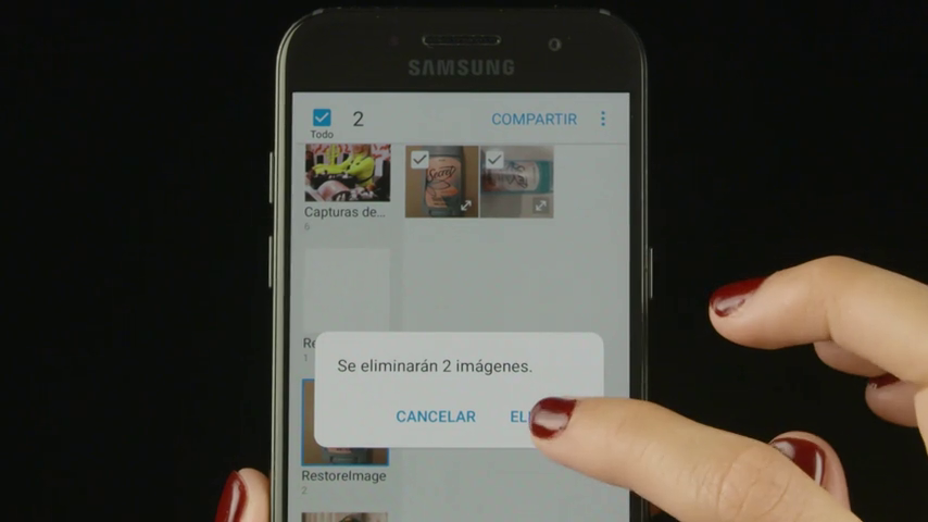 Cinco menores detenidos por difundir imágenes de compañeras Cinco menores detenidos por difundir imágenes de compañeras