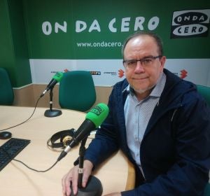 Fermín Crespo en los estudios de Onda Cero Fermín Crespo en los estudios de Onda Cero