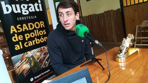 Mikel Oyarzabal trofeo DuchaYa de la temporada 2017/18 de Onda Cero Gipuzkoa 
