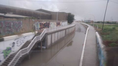 Es va recuperant la normalitat en Vila-real despr&eacute;s de l&acute;episodi de pluges que han deixat en Vila-real al voltant de 150 litres per metre quadrat. 