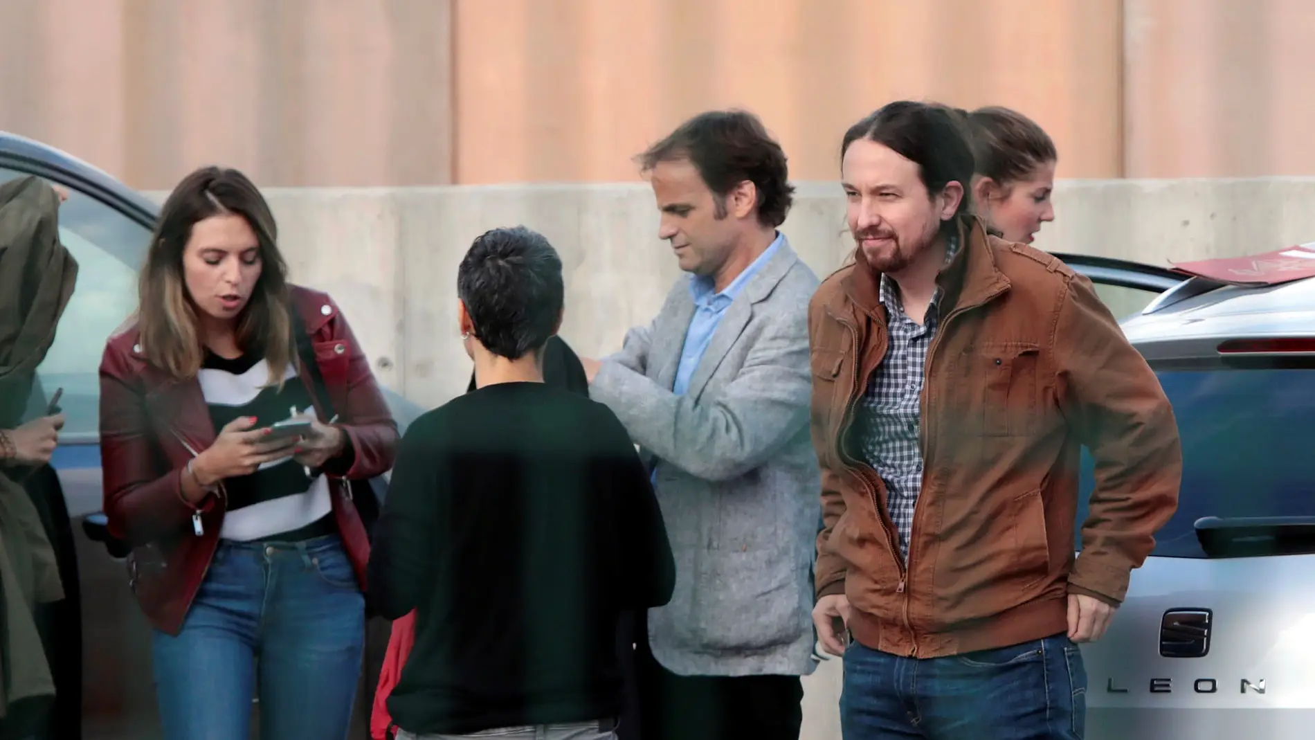 Pablo Iglesias a su llegada a la prisión de Llenoders