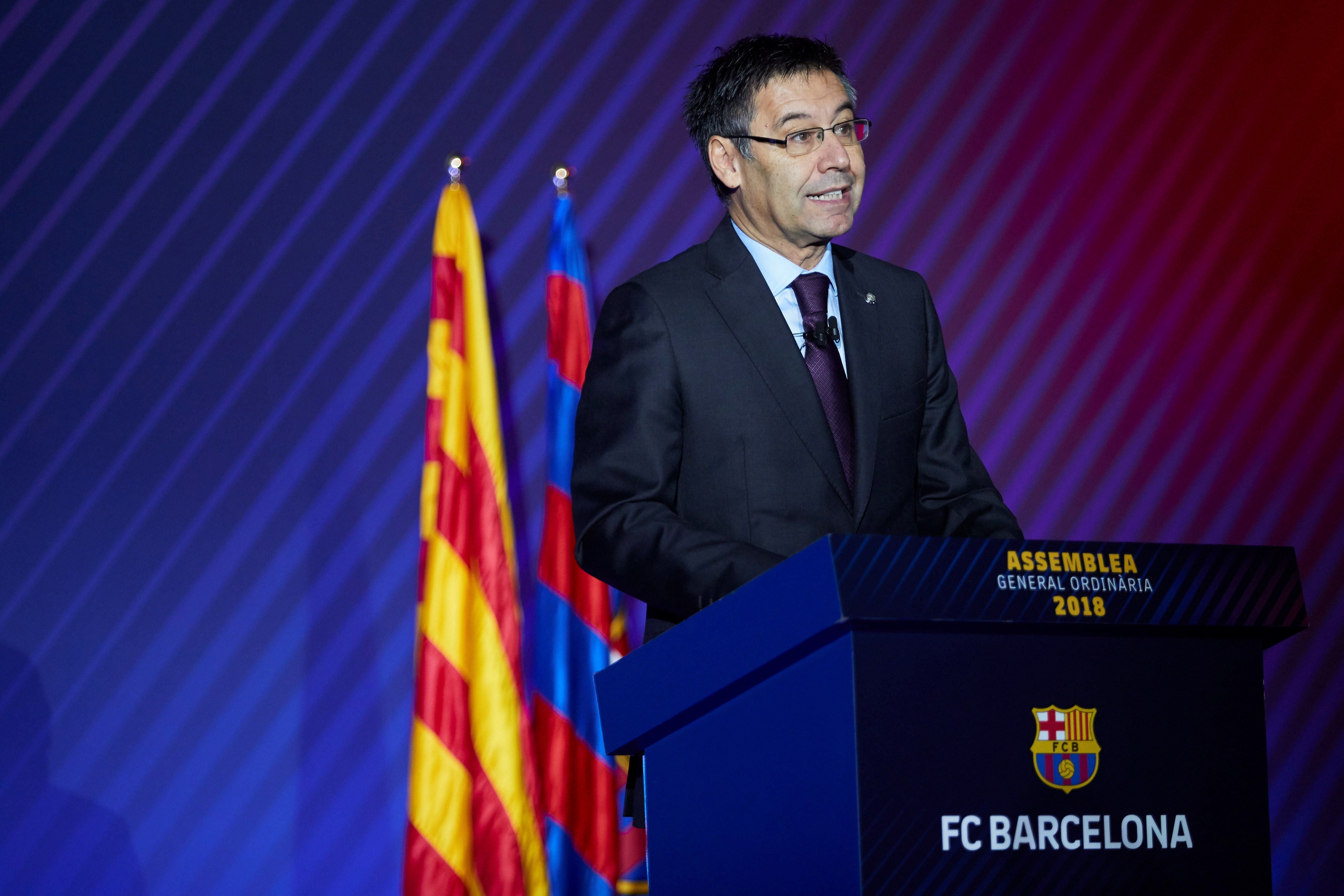 Bartomeu elogia a Valverde y habla sobre el 'procés' y Rosell: "Pedimos que se revise su prisión preventiva" Bartomeu elogia a Valverde y habla sobre el 'procés' y Rosell: "Pedimos que se revise su prisión preventiva"