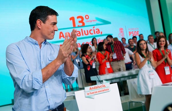 Sánchez traslada a Susana Díaz todo su apoyo y carga contra PP y Cs por "abrazar la radicalidad" Sánchez traslada a Susana Díaz todo su apoyo y carga contra PP y Cs por "abrazar la radicalidad"