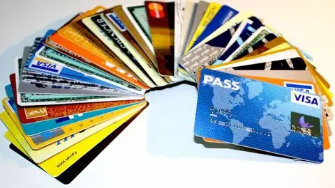 Casi todas las tarjetas cuentan con seguros de viaje. Sólo es cuestión de averiguar su cobertura._643x397 Casi todas las tarjetas cuentan con seguros de viaje. Sólo es cuestión de averiguar su cobertura._643x397